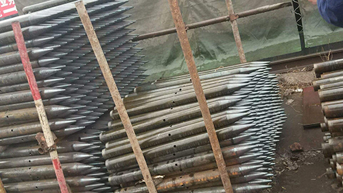 <a href=http://m.nbcnkg.cn target=_blank class=infotextkey>樁基聲測管</a>安裝示意圖