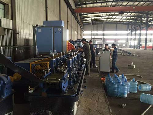 <a href=http://m.nbcnkg.cn/qianyascg/ target=_blank class=infotextkey>鉗壓式聲測管</a>每米價格